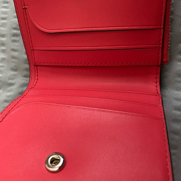 Wallet - Picture 3 of 6